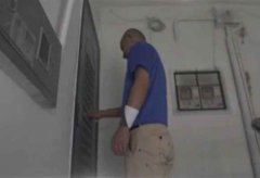 住了19年的房子产权属别人？上海男子被要求搬走